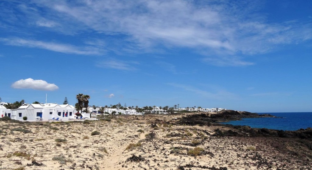 Playa De Charco Del Palo Naturist Beach Auszeit Lanzarote Holidays On Lanzarote