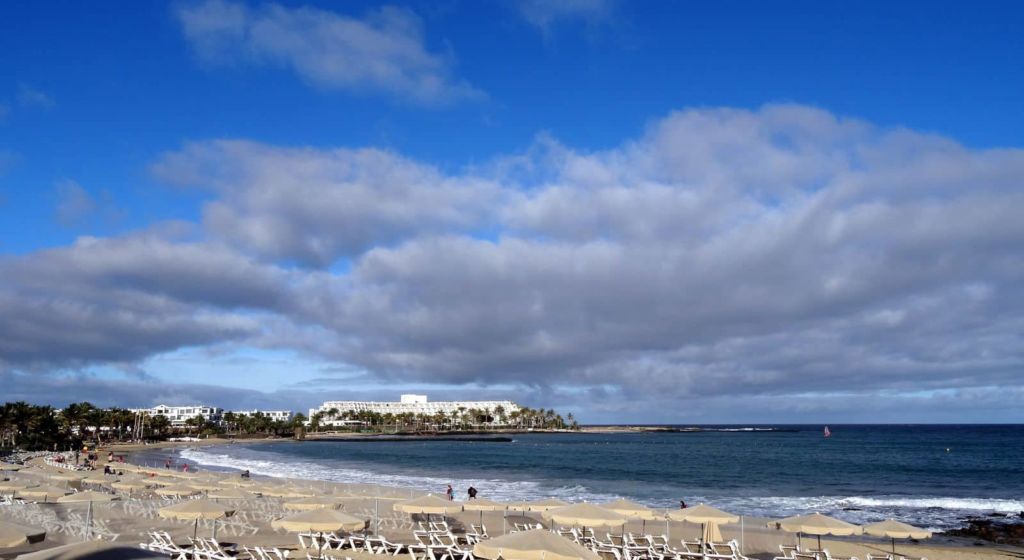 Playa De Las Cucharas Beach Auszeit Lanzarote Holidays